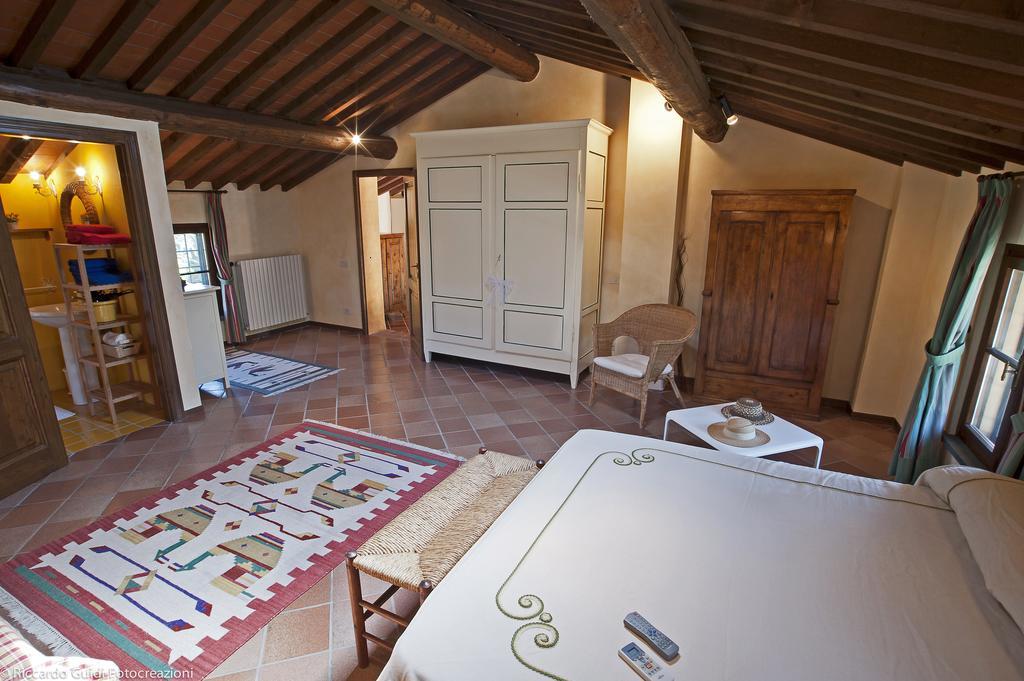 Bed And Breakfast Casa Formica Cascina Exterior photo