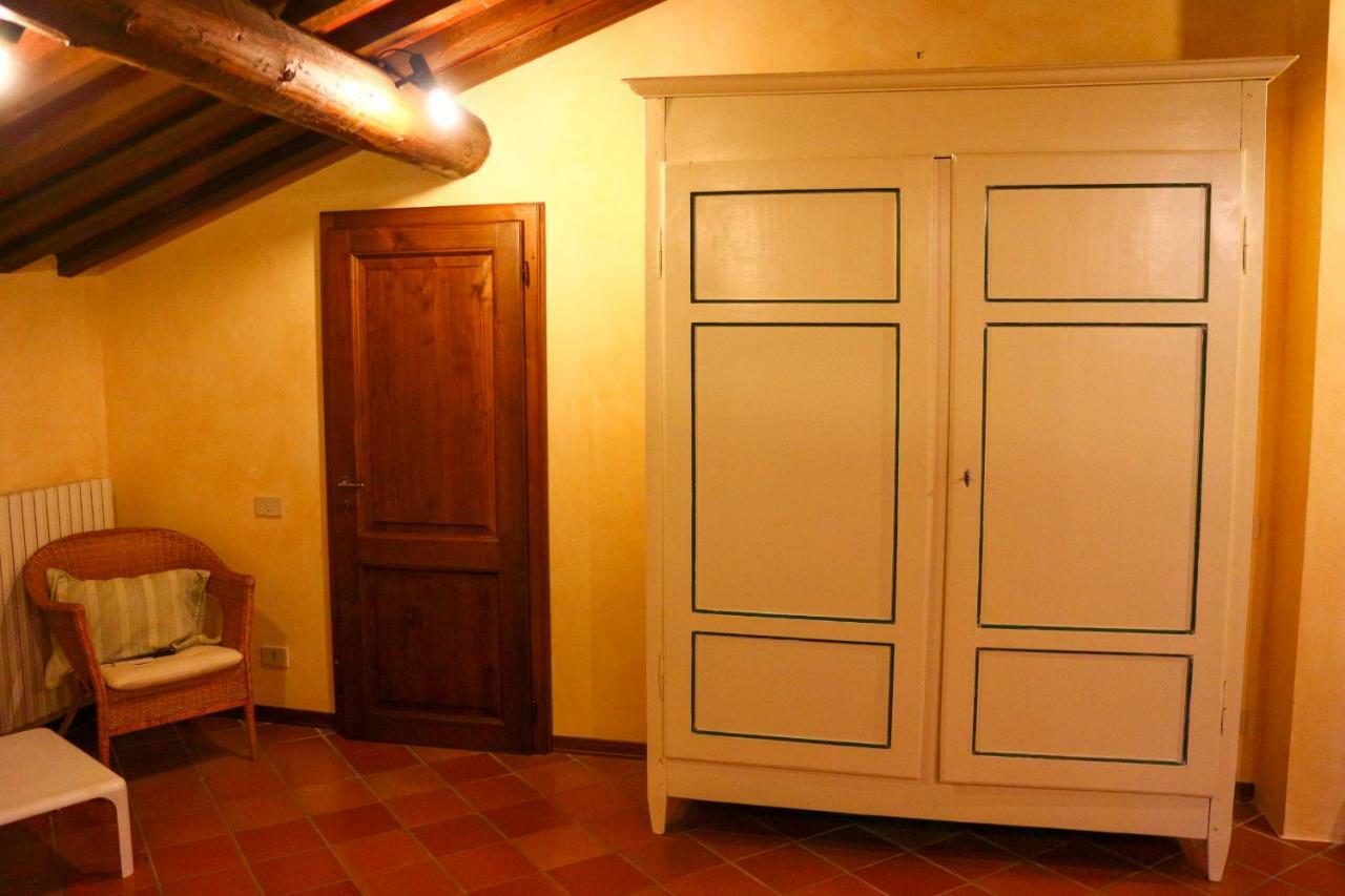 Bed And Breakfast Casa Formica Cascina Exterior photo